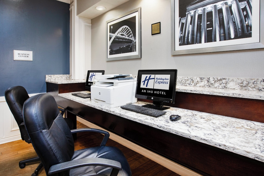 holiday inn express nashville downtown broadway by ihg