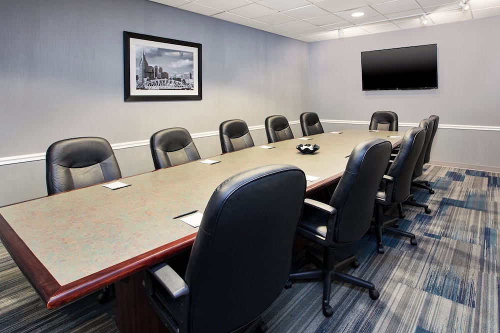 holiday inn express nashville downtown broadway by ihg