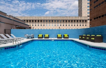 Holiday Inn Express Nashville Downtown - Broadway By Ihg,Tennessee>>Nashville,3 star