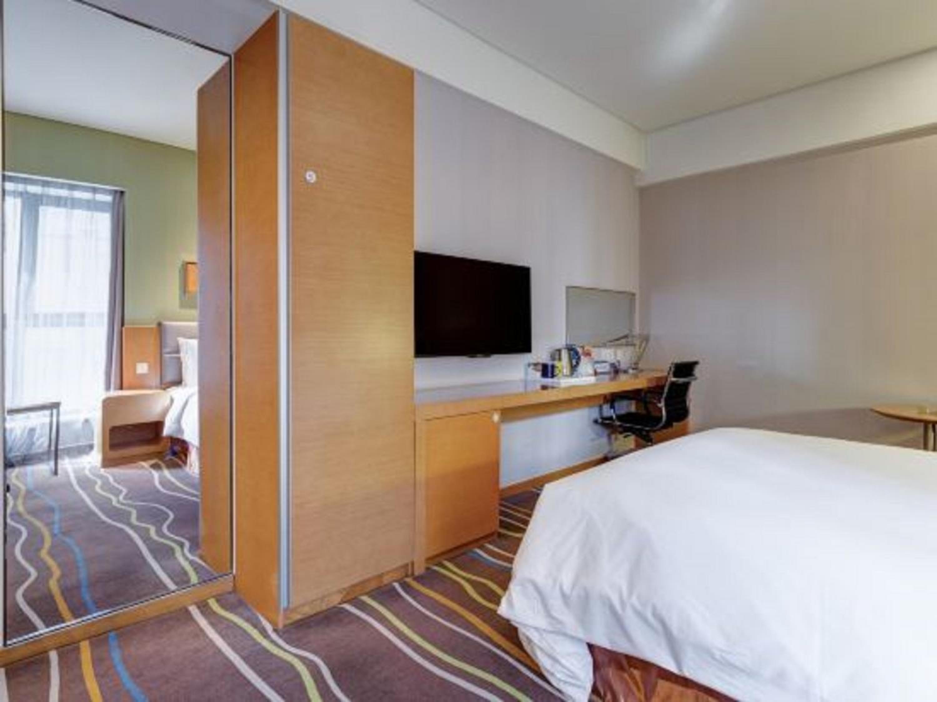 holiday inn express xian high tech zone by ihg