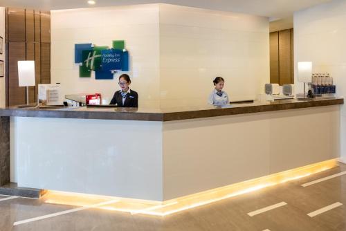 holiday inn express xian high tech zone by ihg
