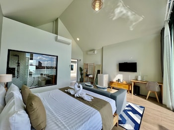 baan tah on the sea