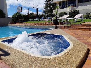 surfers chalet