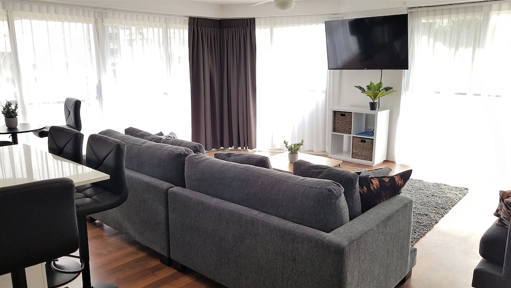 surfers chalet