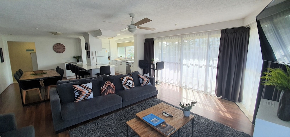 surfers chalet