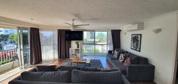 surfers chalet