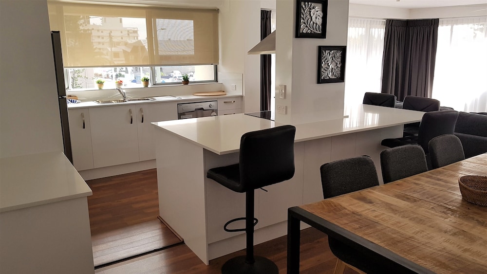 surfers chalet