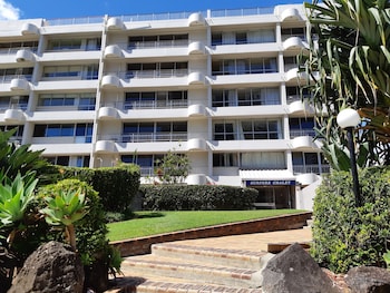 surfers chalet