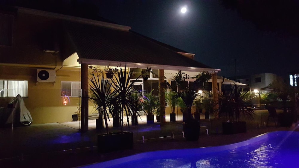 Admiral Nelson Motor Inn,Hawks Nest>>Corlette,4 star