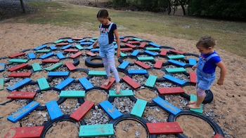 aussie outback oasis cabin and van village