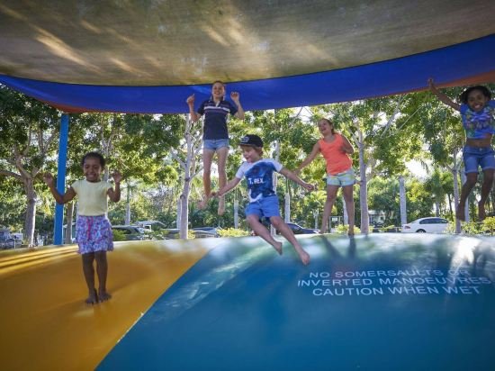 aussie outback oasis cabin and van village