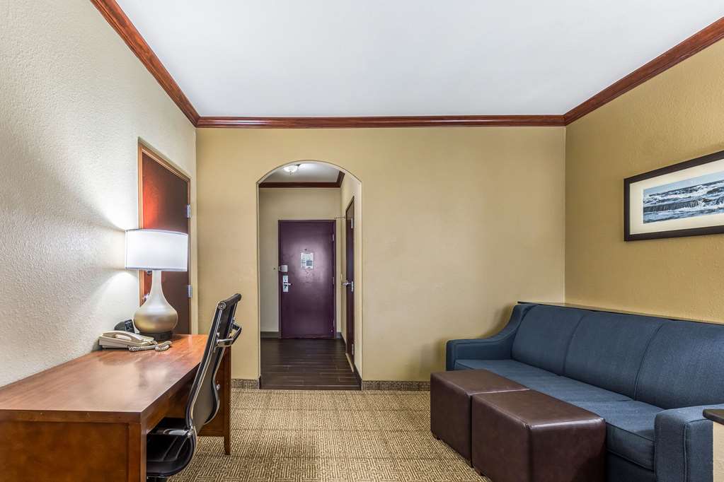 comfort suites galveston