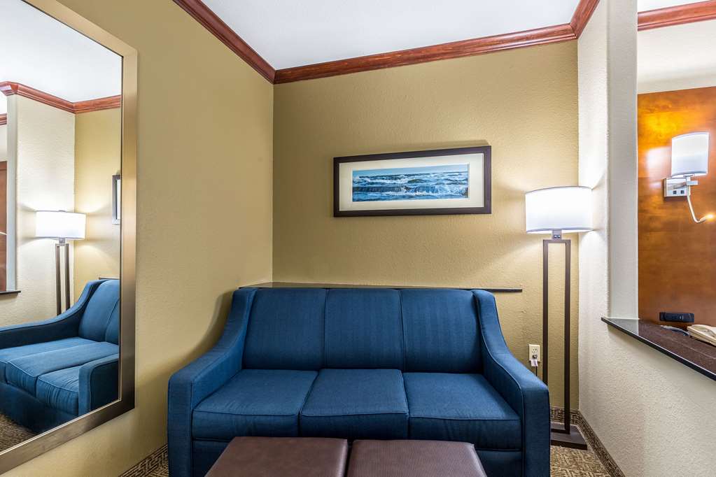 comfort suites galveston