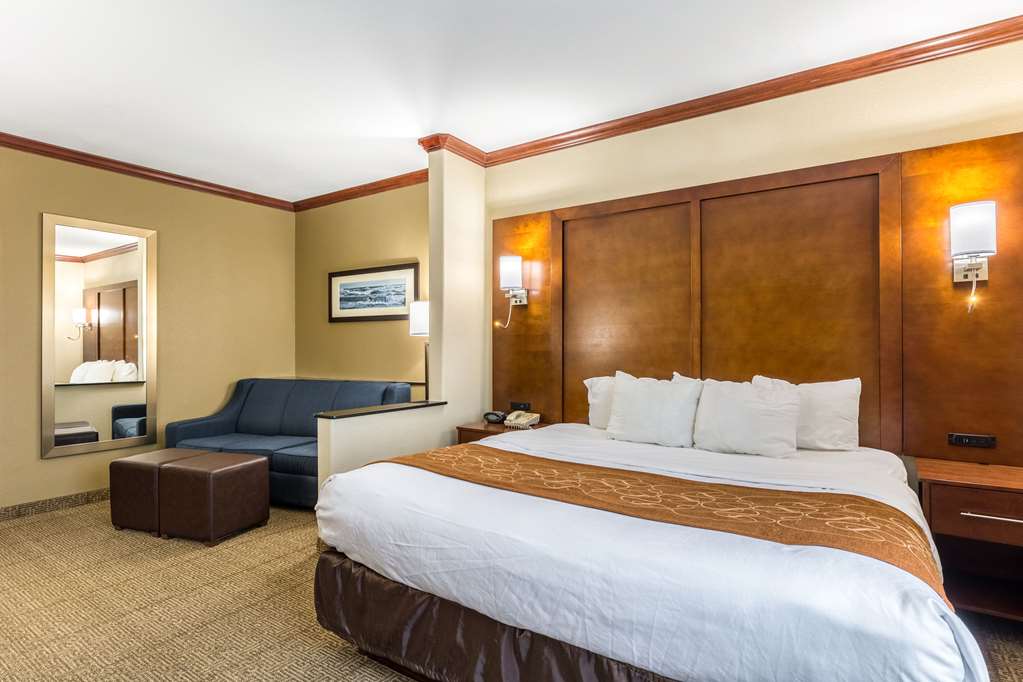 comfort suites galveston