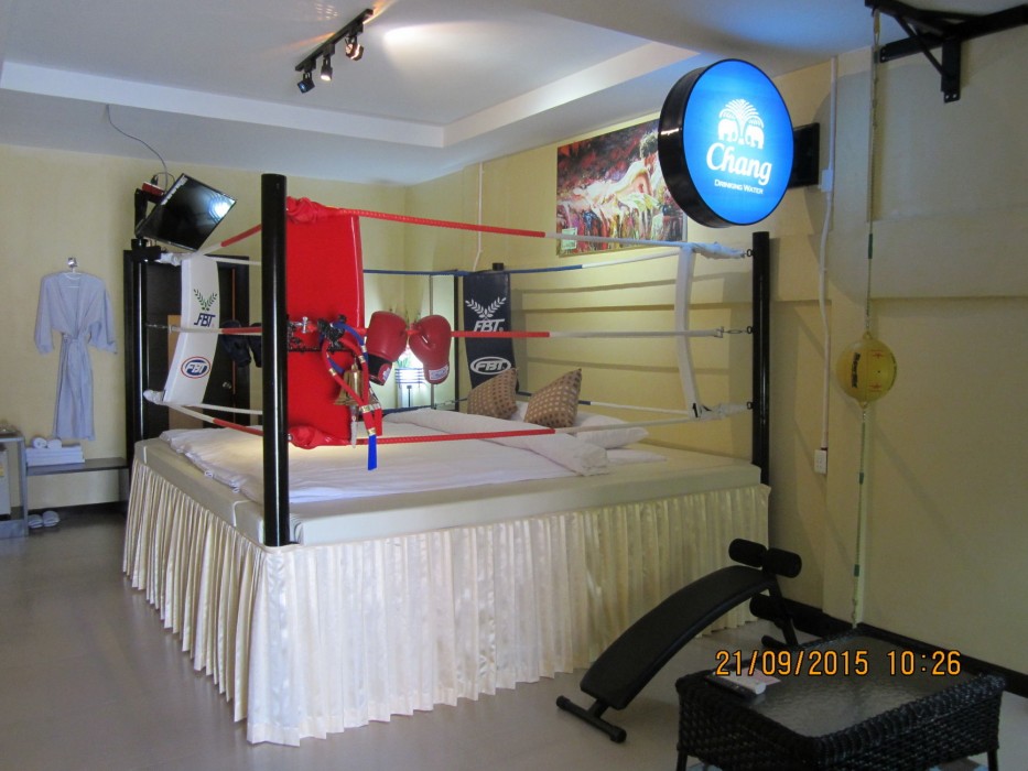 Retro Box Hotel,Chumphon>>Ban Na Thung,3 star
