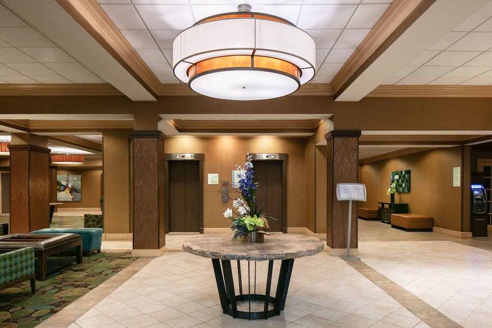 holiday inn and suites overland park west an ihg hotel