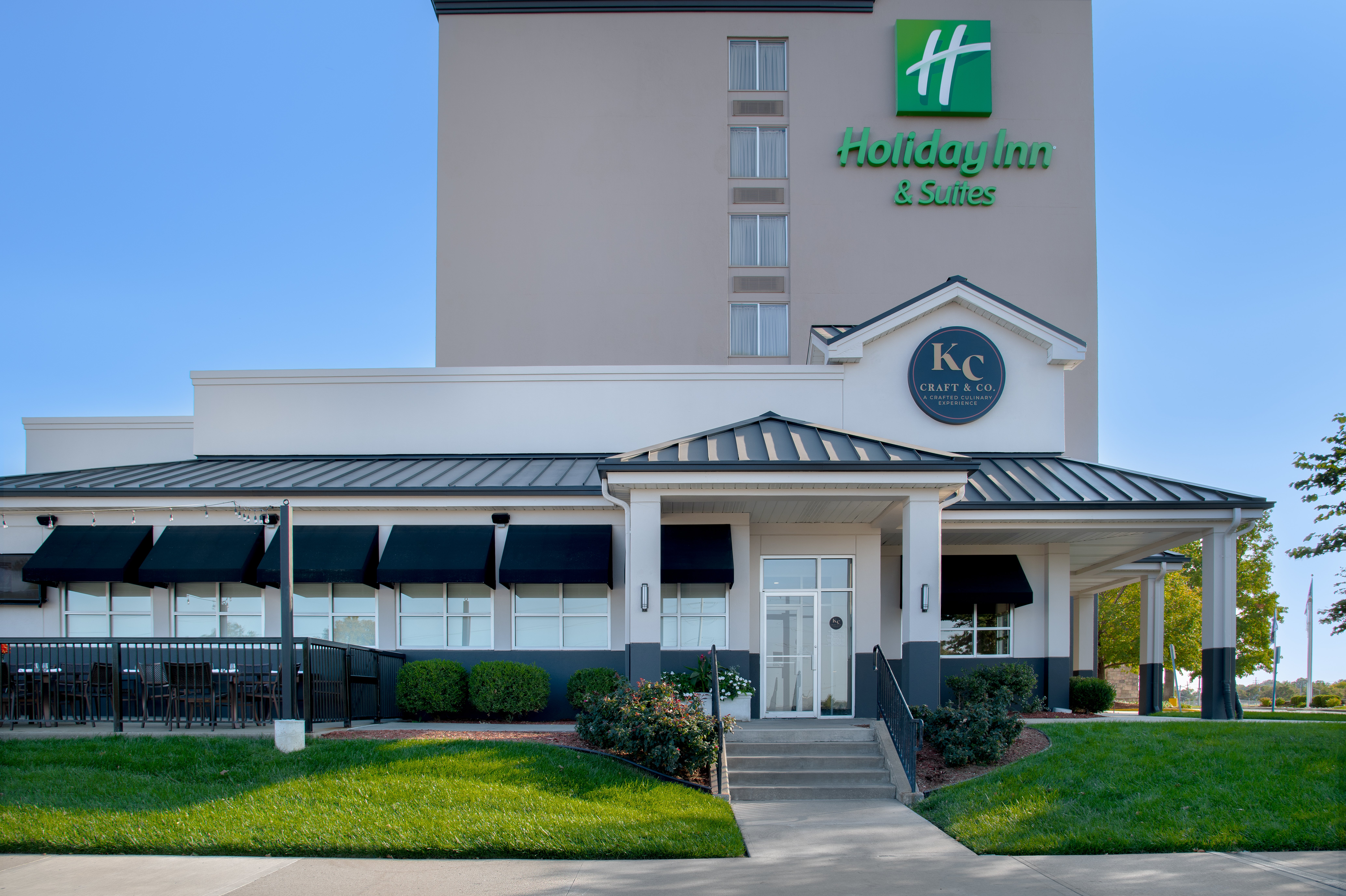 holiday inn and suites overland park west an ihg hotel
