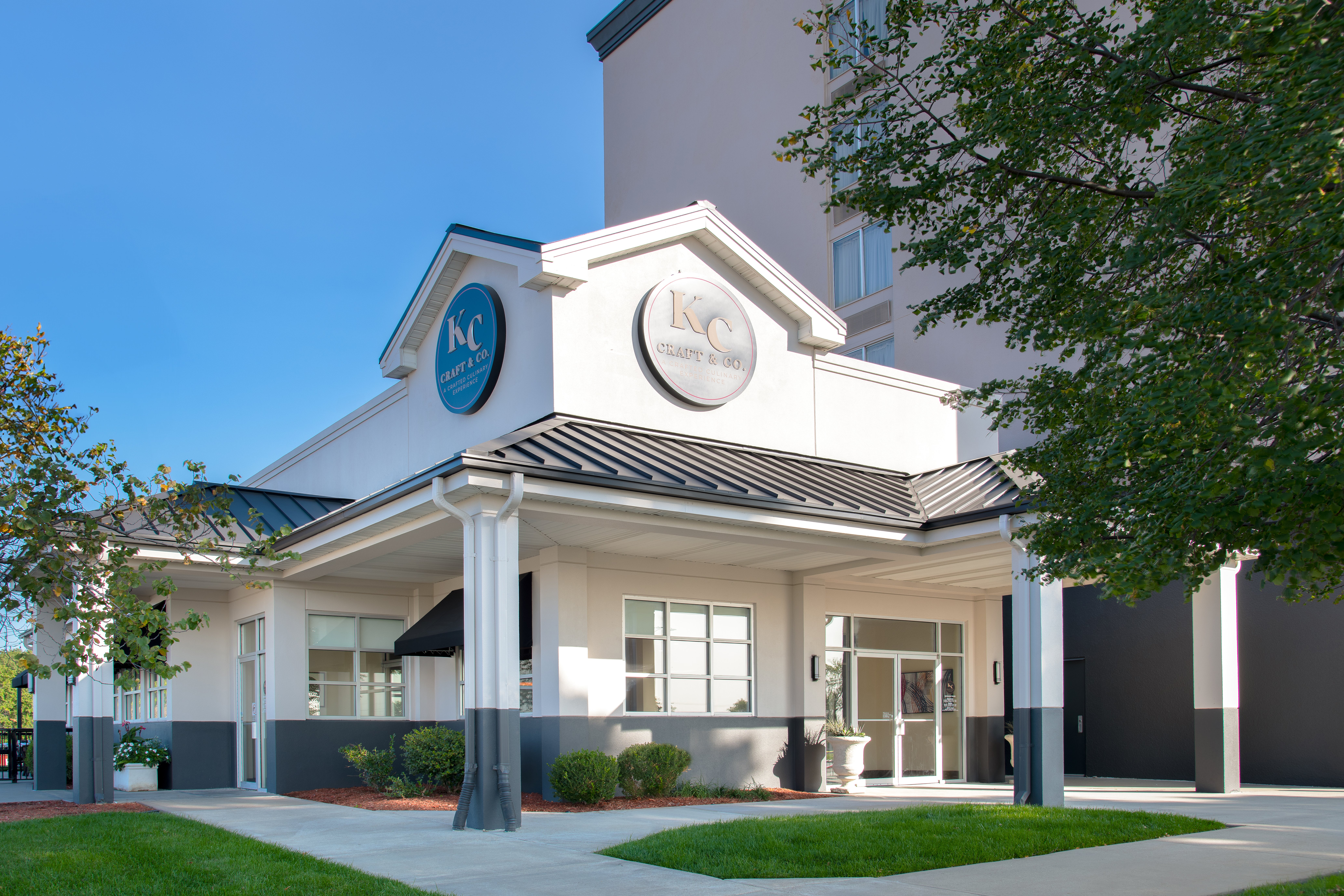 holiday inn and suites overland park west an ihg hotel
