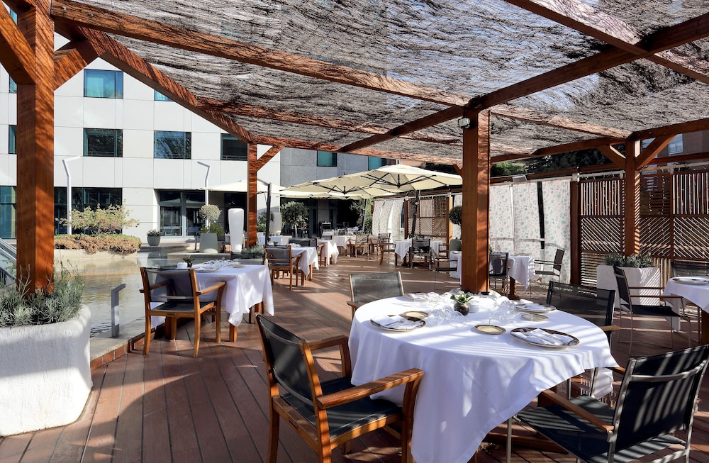 eurostars suites mirasierra