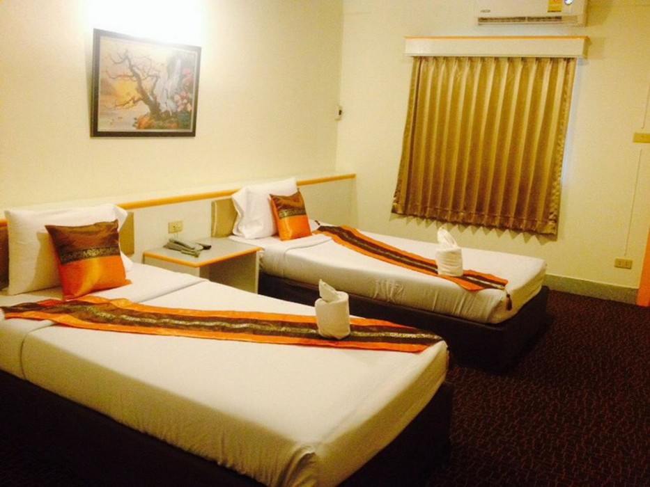 asia grand hotel hat yai