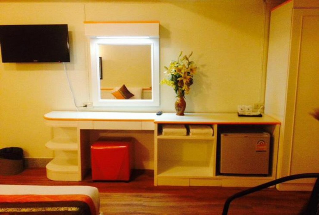 asia grand hotel hat yai