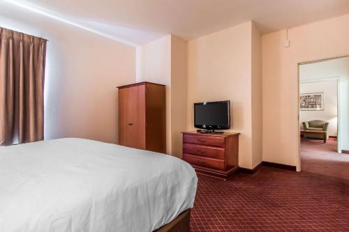 quality suites new iberia