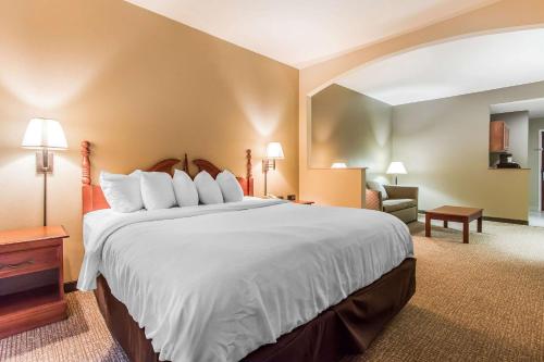 quality suites new iberia