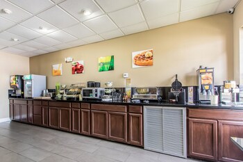 quality suites new iberia