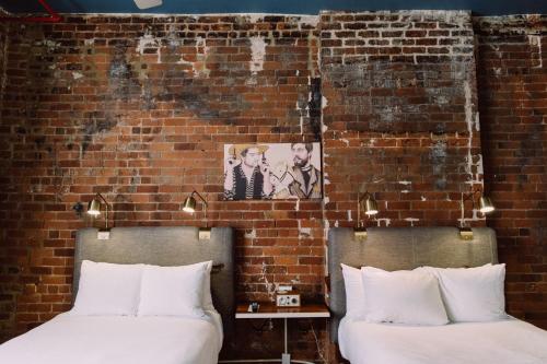 old 77 hotel