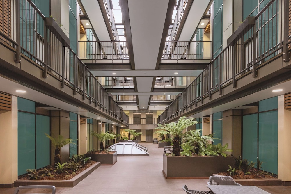 adina apartment hotel auckland britomart