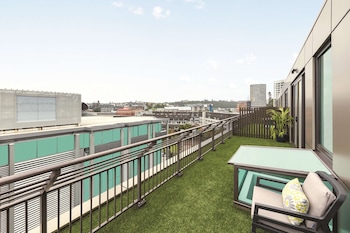 adina apartment hotel auckland britomart