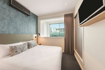 adina apartment hotel auckland britomart