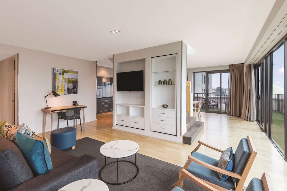 adina apartment hotel auckland britomart