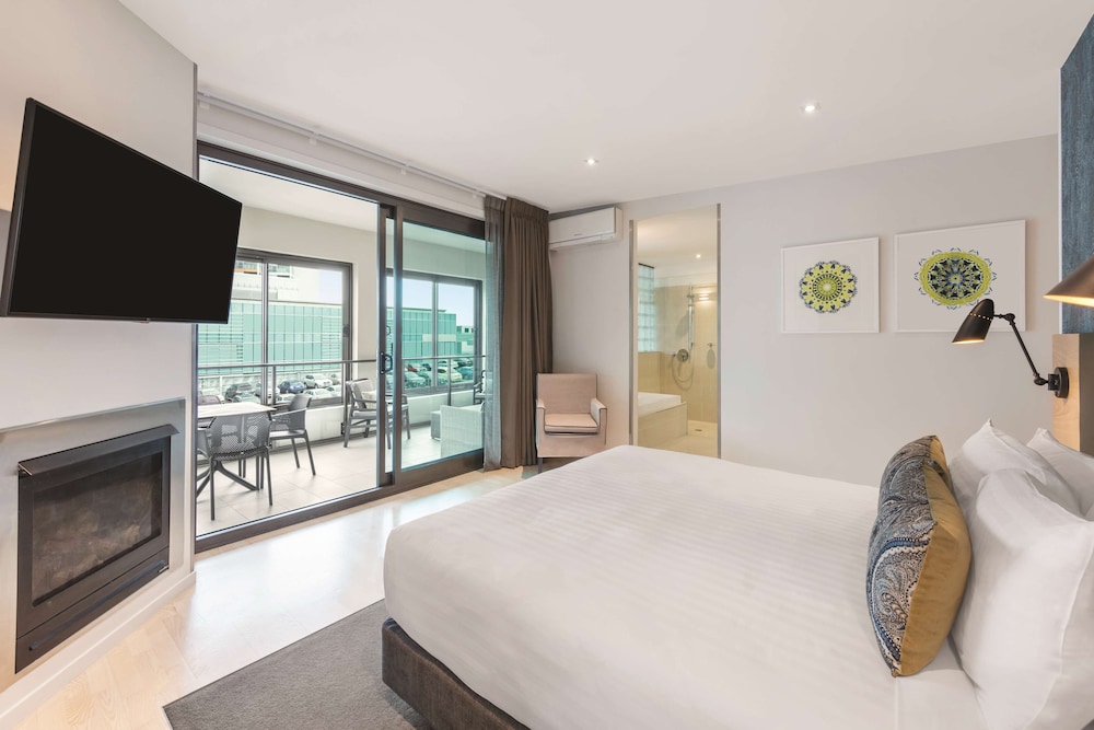 adina apartment hotel auckland britomart