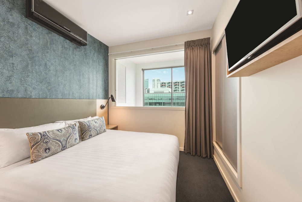 adina apartment hotel auckland britomart