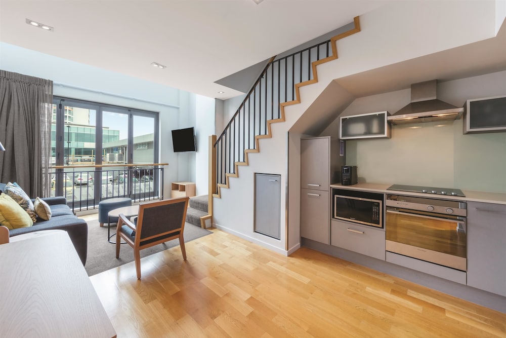 adina apartment hotel auckland britomart