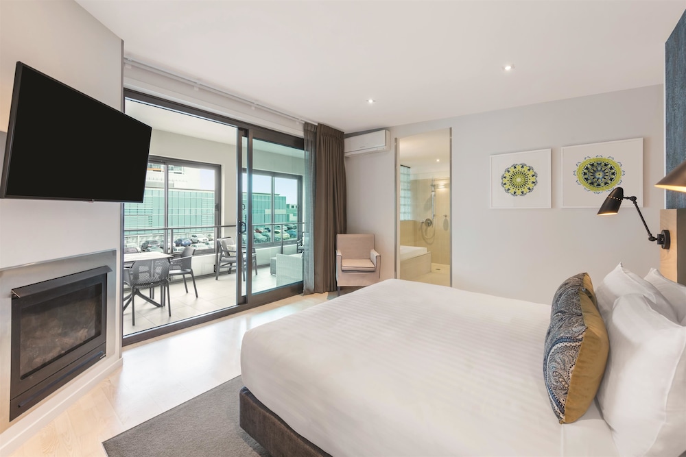adina apartment hotel auckland britomart