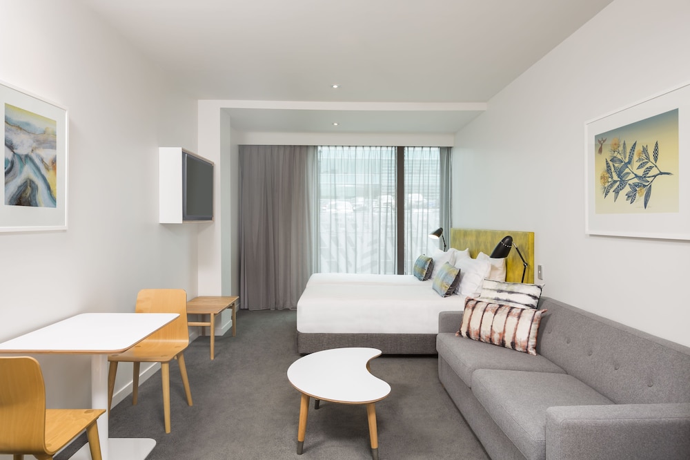 adina apartment hotel auckland britomart