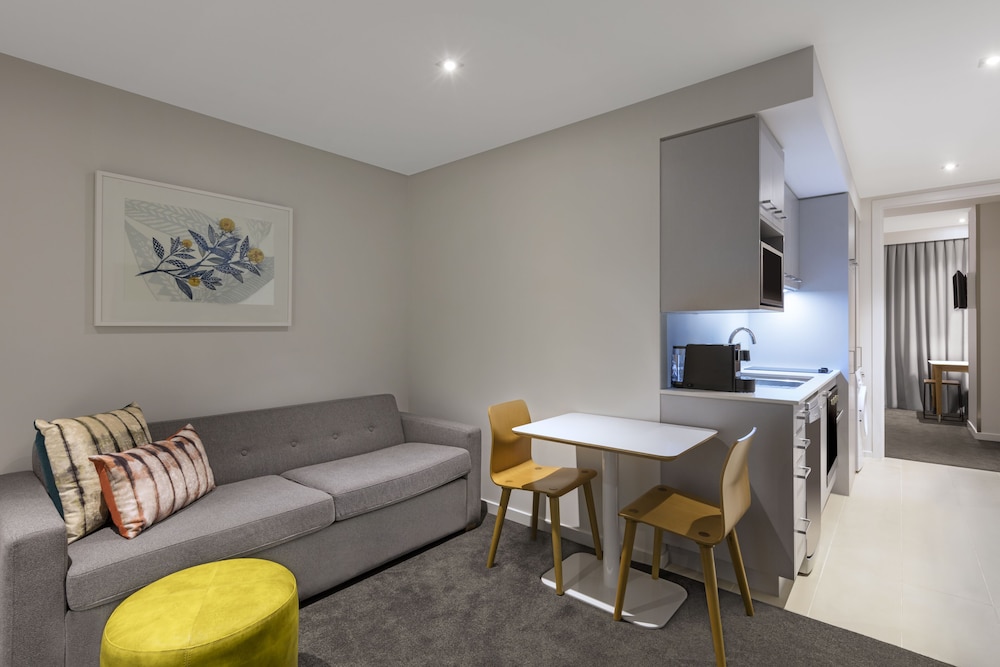 adina apartment hotel auckland britomart