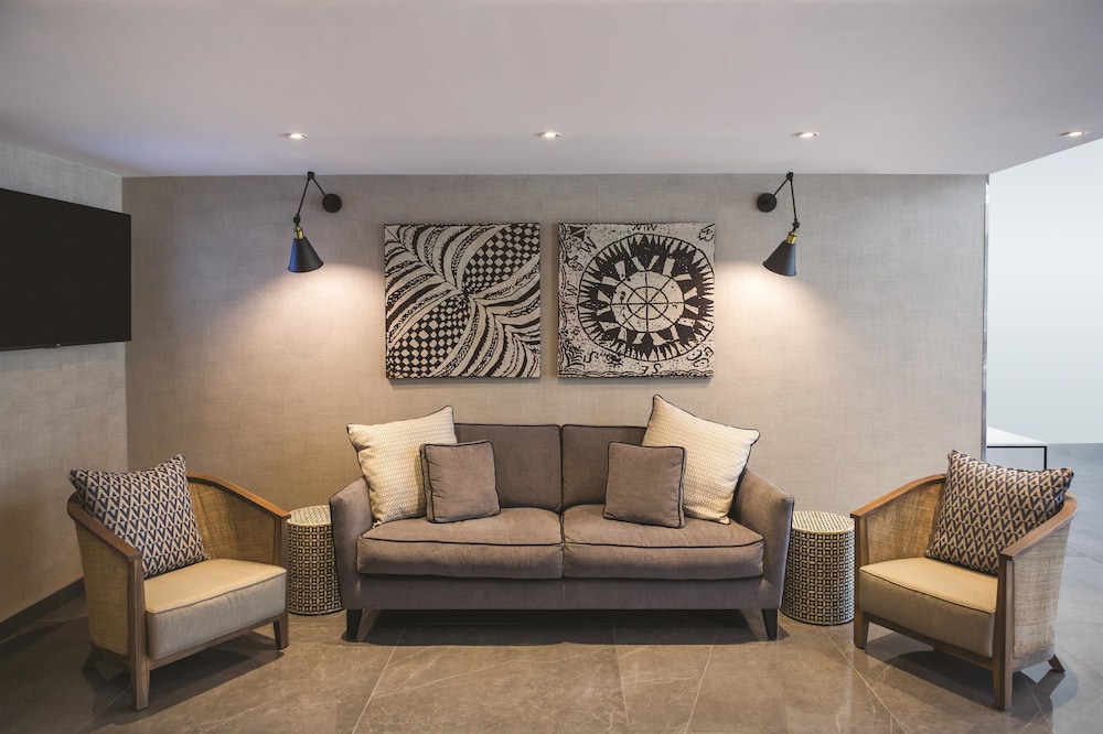 adina apartment hotel auckland britomart