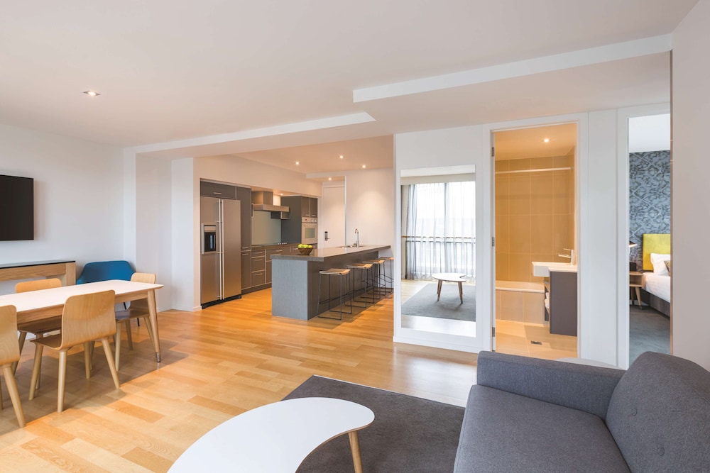 adina apartment hotel auckland britomart