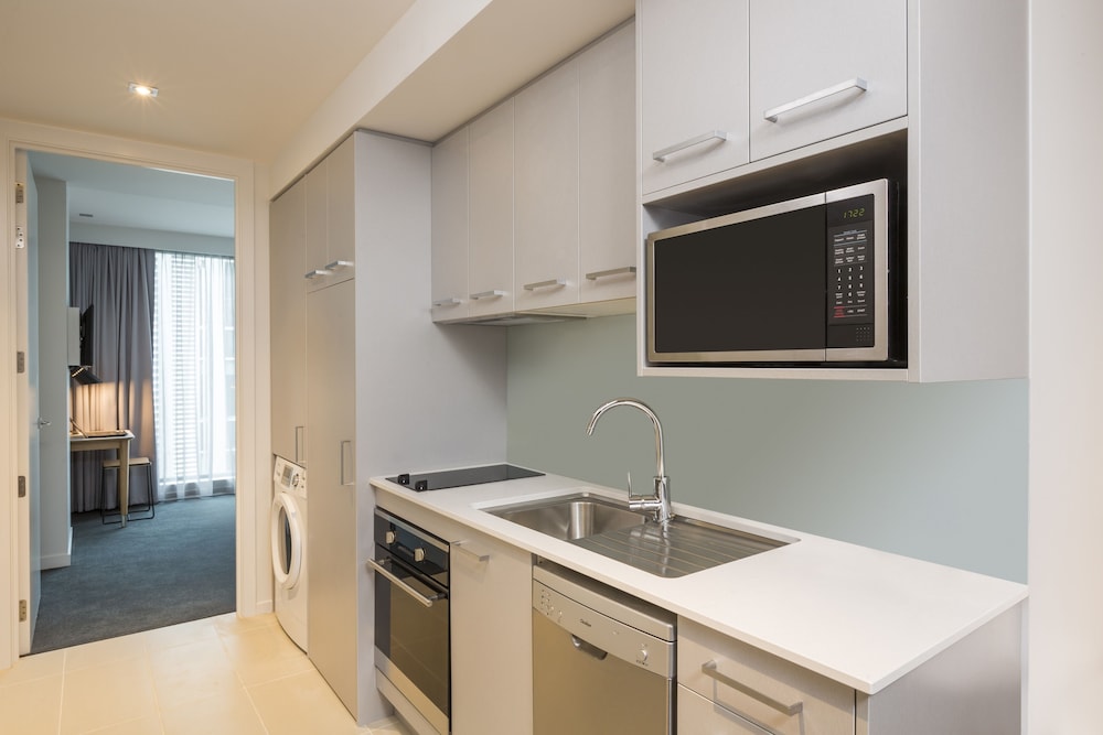 adina apartment hotel auckland britomart