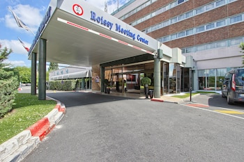 hotel inn paris cdg airport