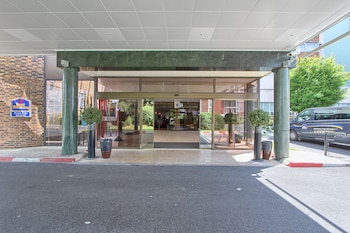 hotel inn paris cdg airport