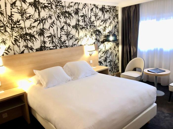 hotel inn paris cdg airport