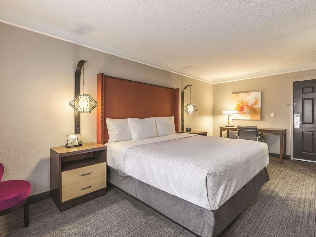 la quinta inn and suites by wyndham new orleans downtown