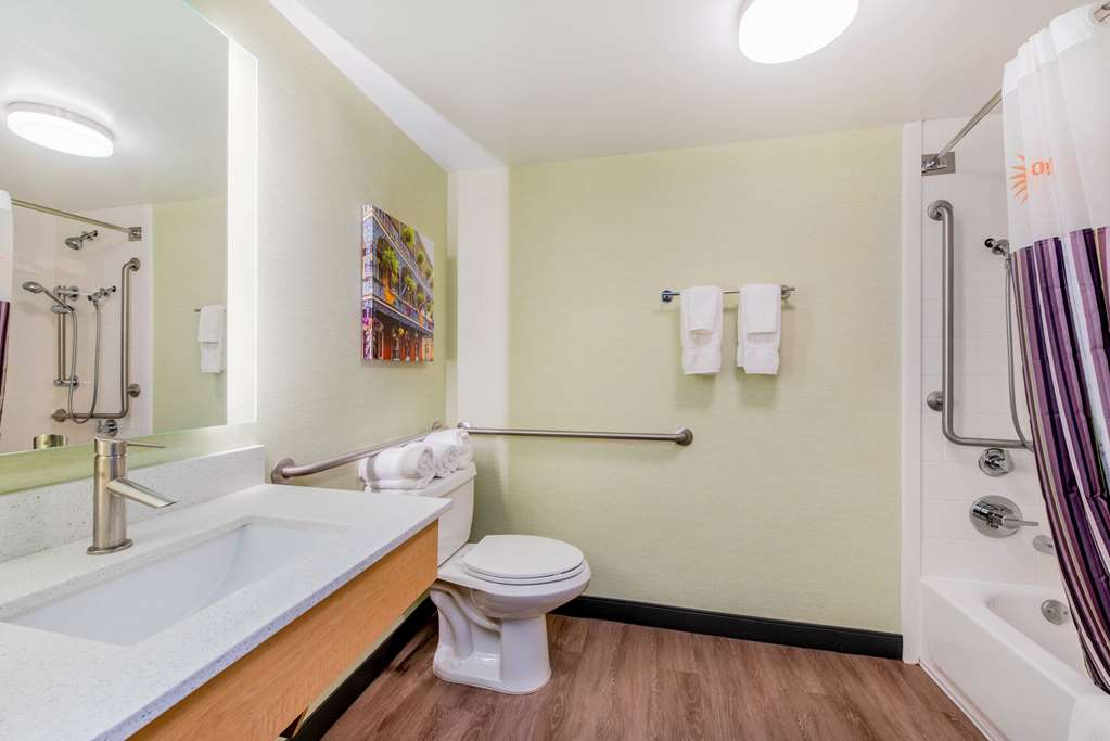 la quinta inn and suites by wyndham new orleans downtown