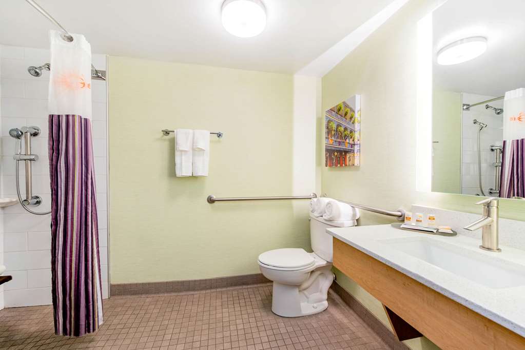 la quinta inn and suites by wyndham new orleans downtown