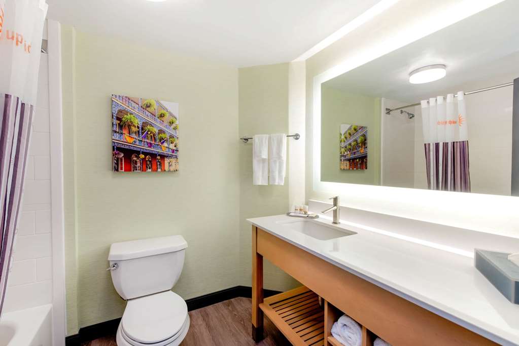 la quinta inn and suites by wyndham new orleans downtown