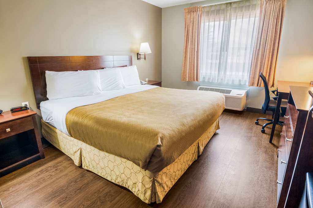 econo lodge duluth near miller hill mall